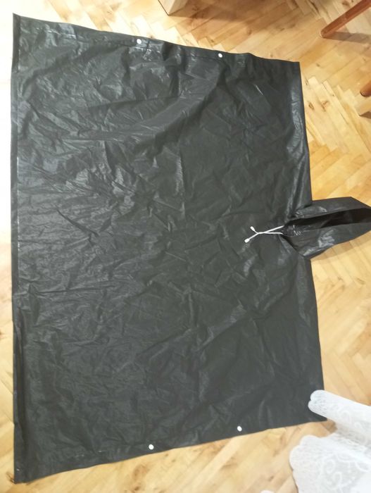 Peleryna przeciwdeszczowa Poncho czarny rozm.uniwersalny