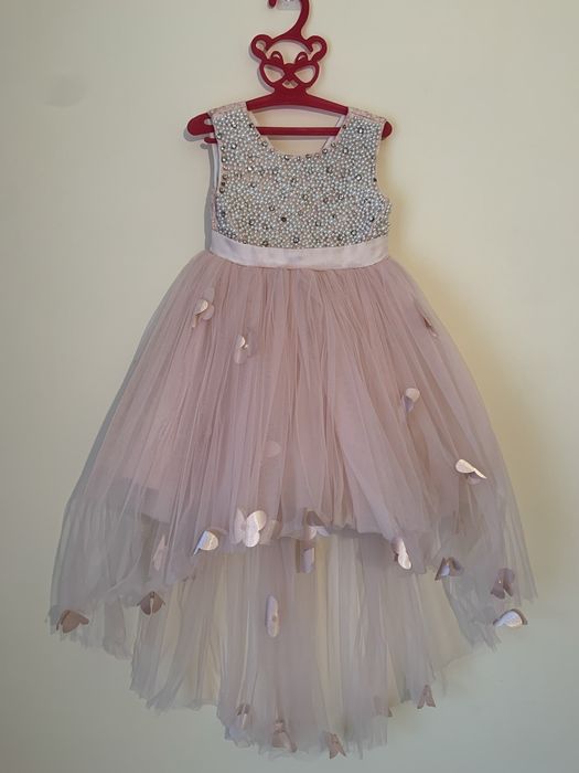 Святкове плаття для дівчинки