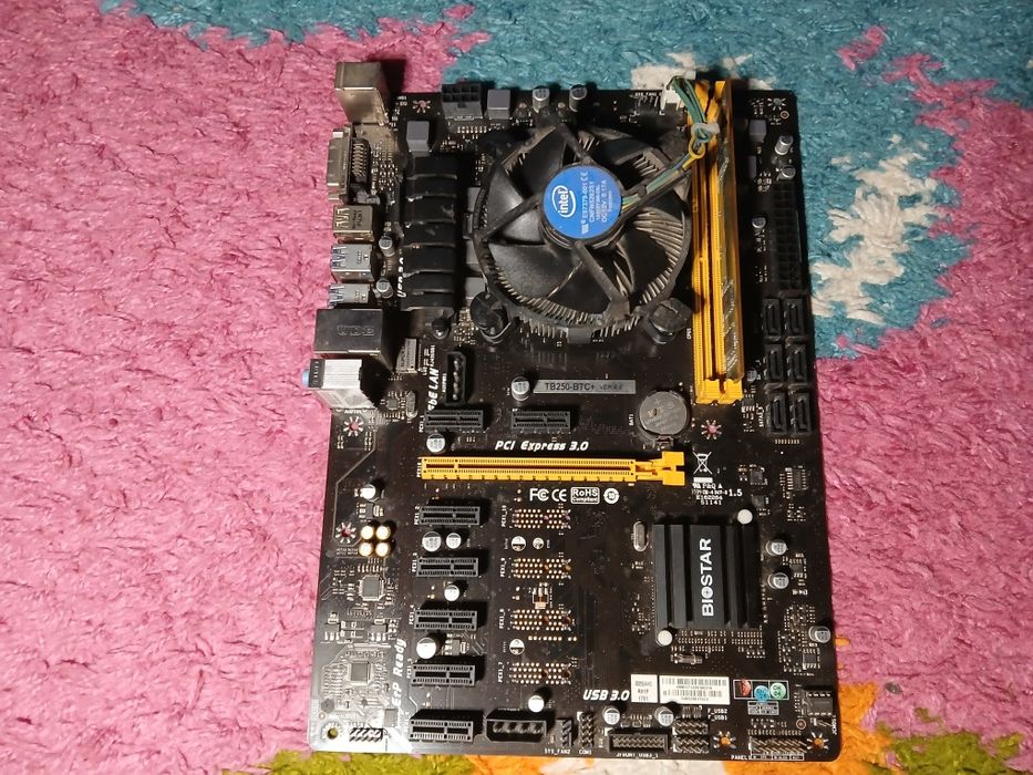 Комплект Biostar B250 BTC ver6.0 + intel pentium G4400 + DDR4 4GB