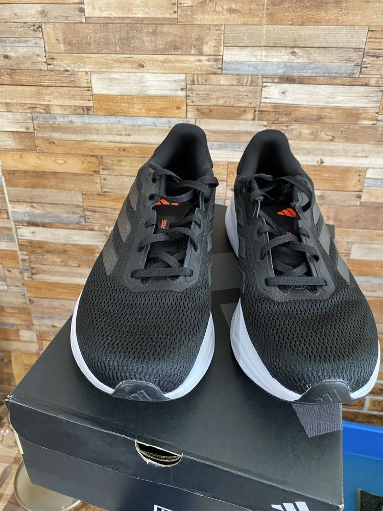 Чоловічі кросівки Adidas Response Нові, Срочно