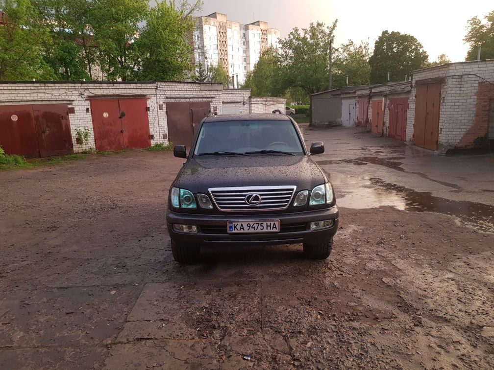 Лх 470 2004 року.