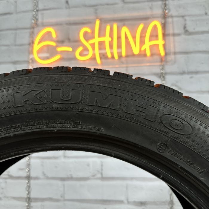 Пара 225 55 19 Kumho izen rv