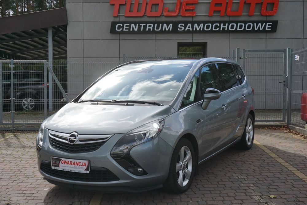 Opel Zafira GWARANCJA 2.0CDTi 165PS 7miejsc NawigacjaPanorama PółSkóra PDC Zamiana