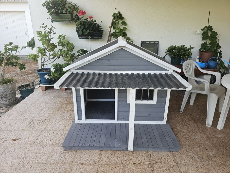 Casota para cão porte médio/grande como nova