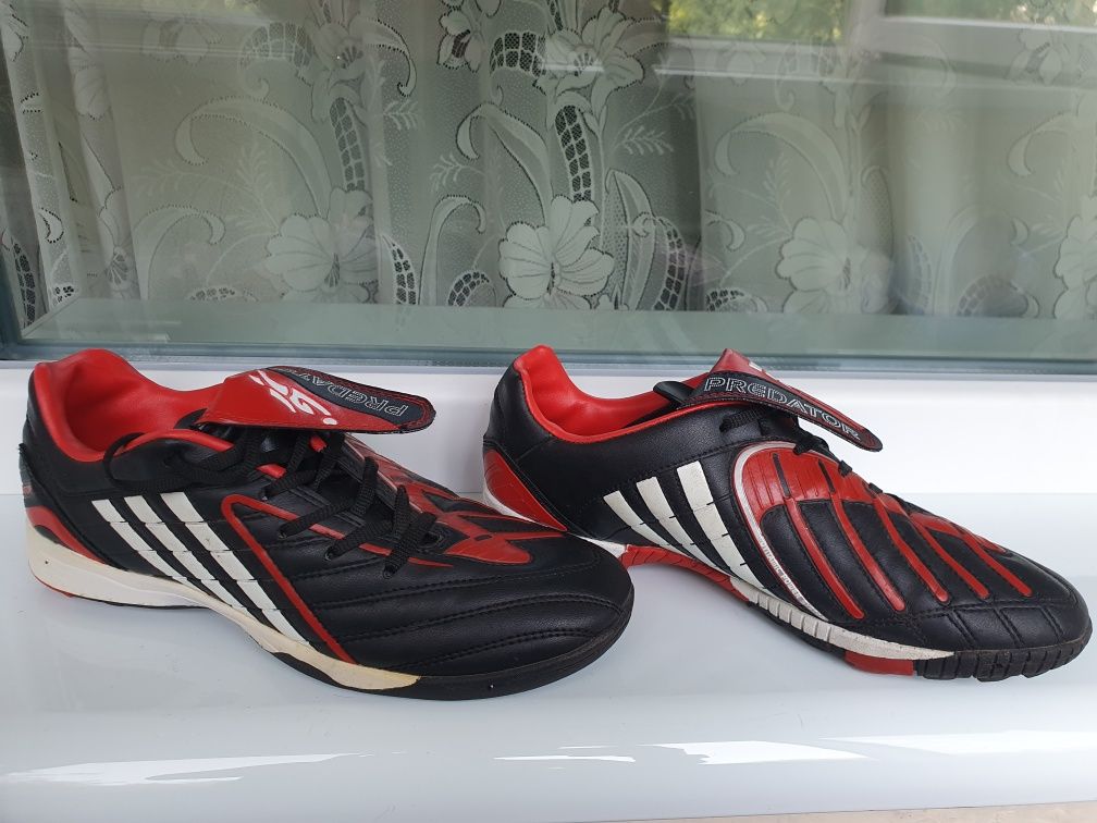 Сороканожки Adidas predator