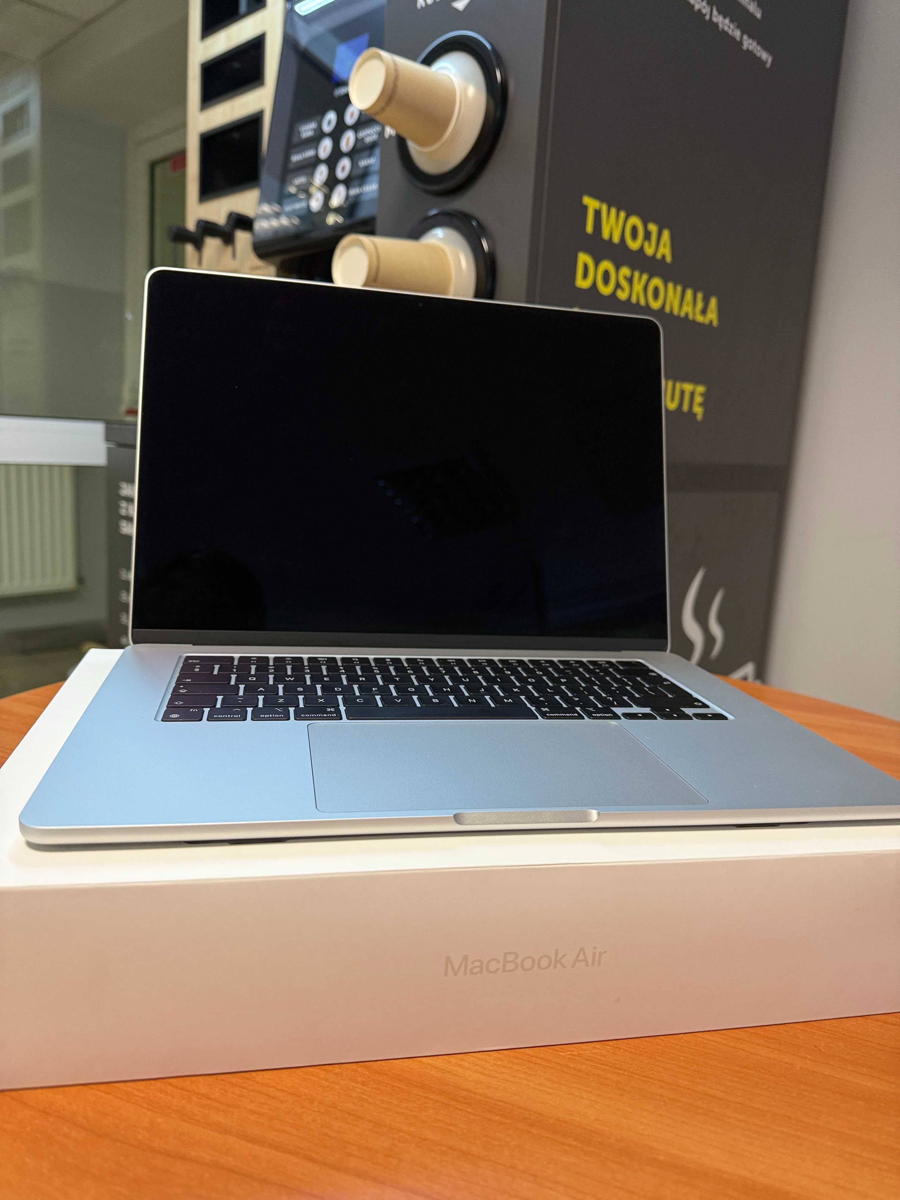 Apple Macbook Air M2 15 - Wrocław
