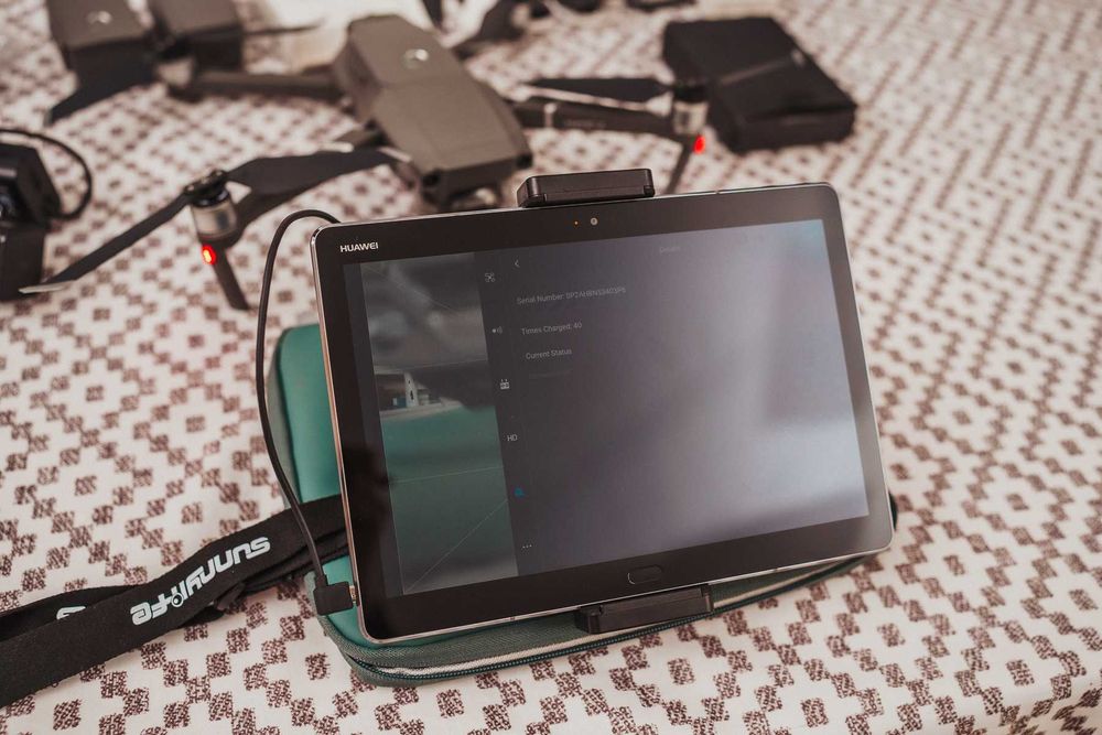 DJI Mavic 2 Pro Fly More Combo z tabletem - bogaty zestaw!