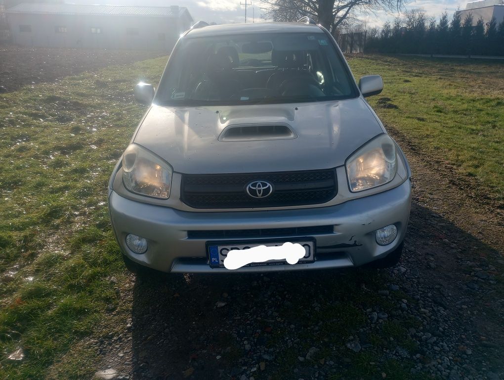 Toyota RAV4 z roku 2004