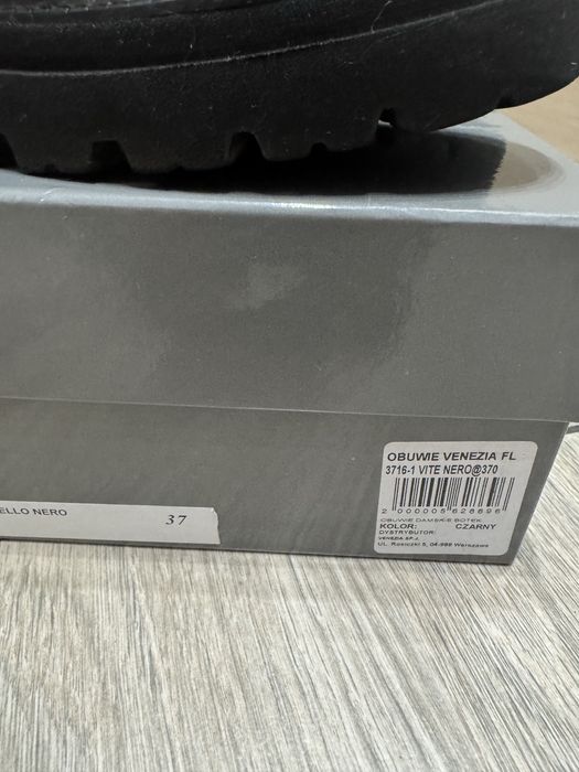 Botki Venezia r.37