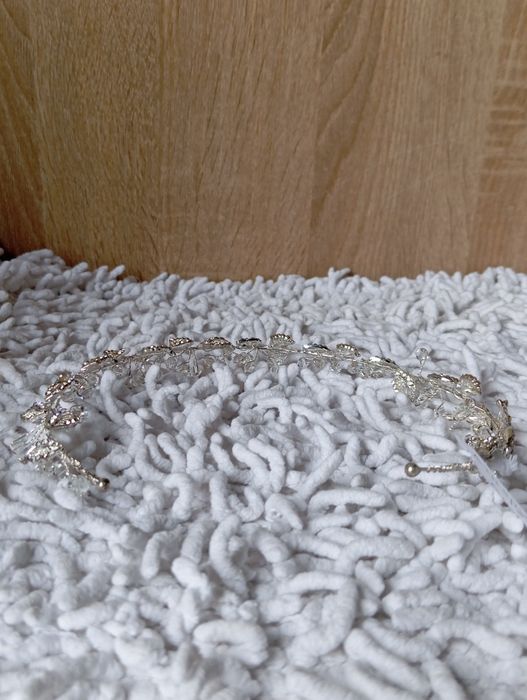 Ślubna ozdoba do włosów