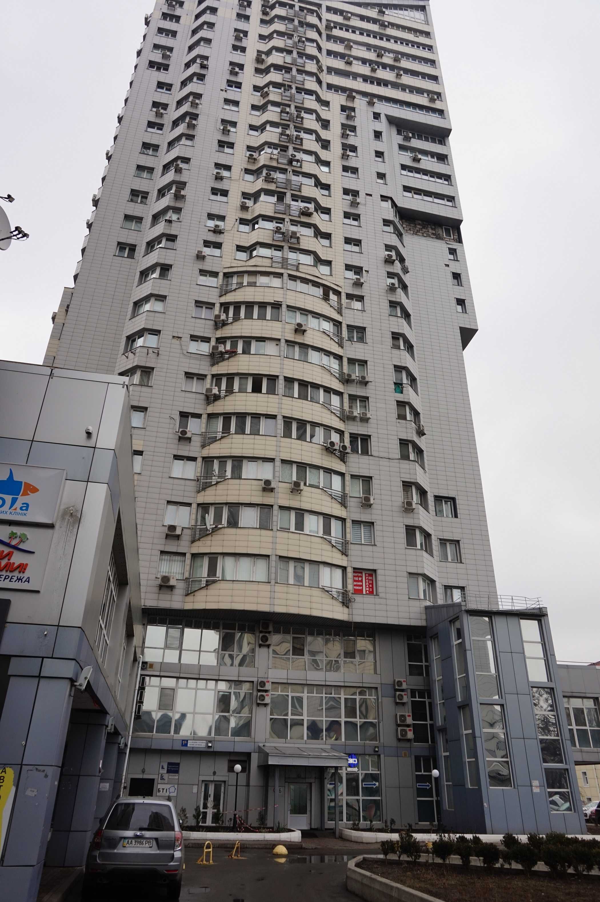 Продам 4 ком. квартиру ул. Гетьмана 1 Б метро Шулявская