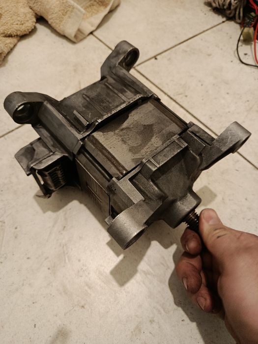 Двигатель от стиралки Сименс