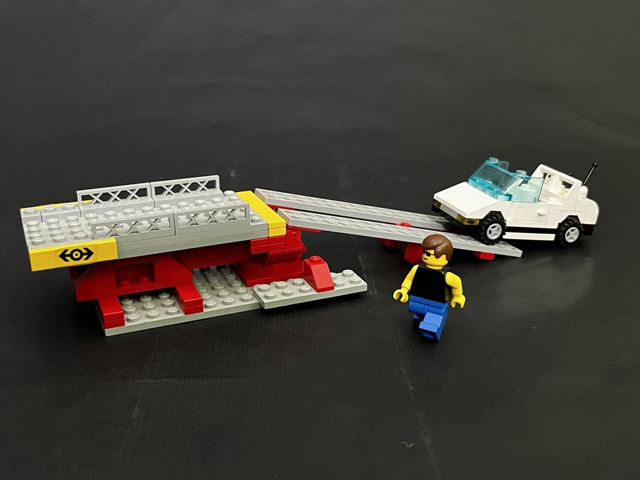 4544 LEGO Wagon do transportu samochodów