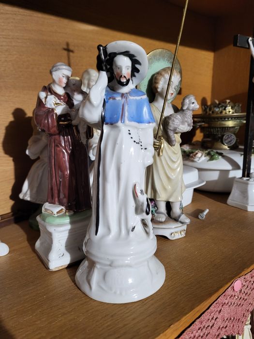 Stara figurka Święty Roch z porcelany