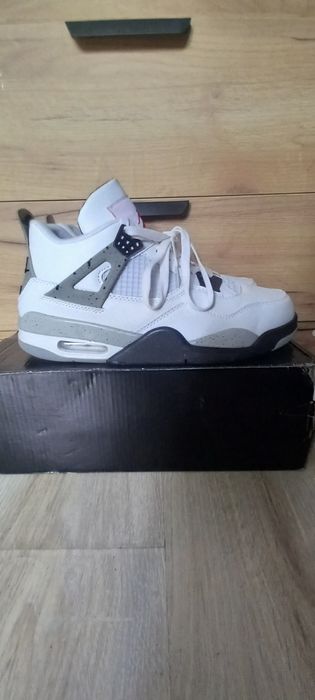 Jordan 4 white cement rozm 43