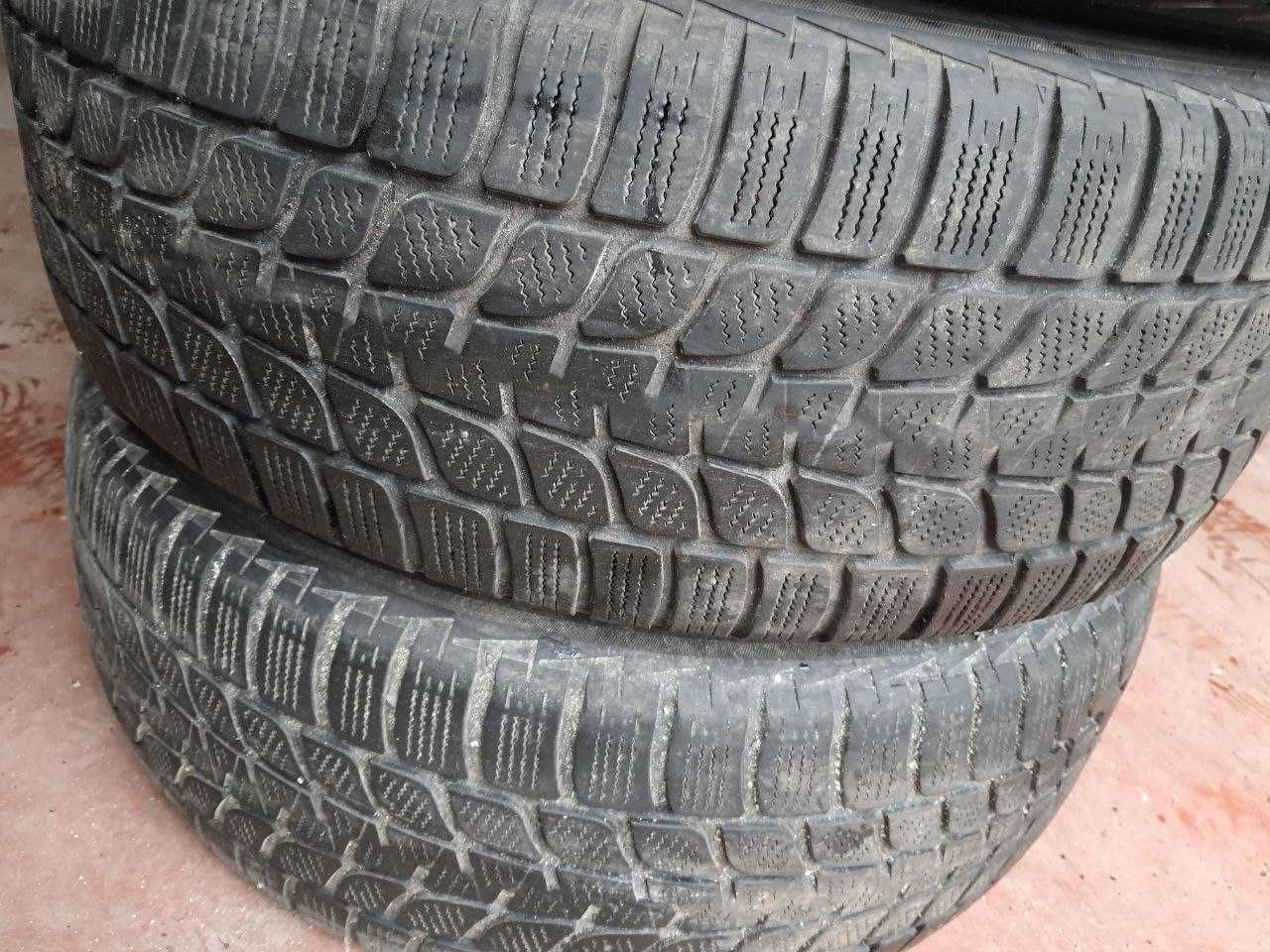 Авто шина Bridgestone Blizzak LM-25 235/60 R17 зима. 2шт Доставка