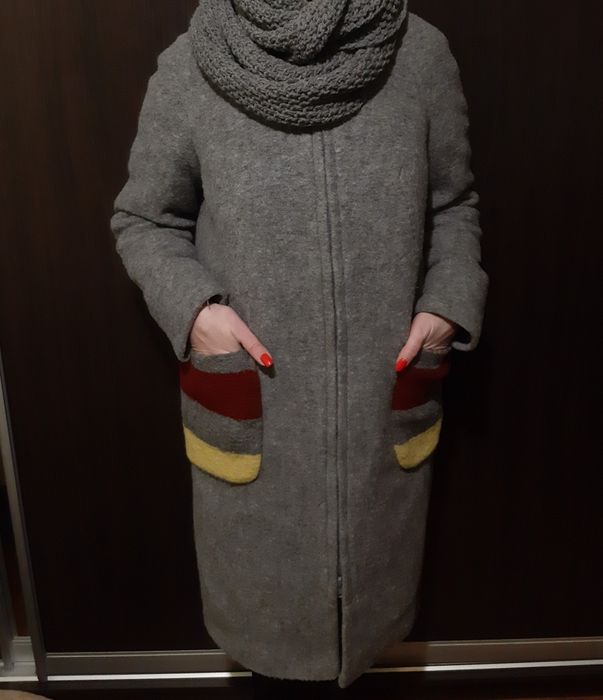 Пальто жіноче. Натуральна вовна.