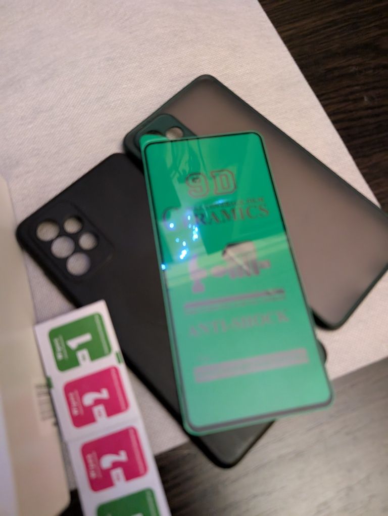 Продам телефон Samsung A 52 4/128