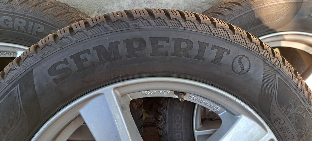 Sprzedam Kompletne Koła