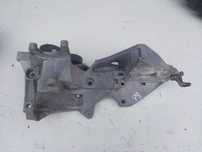Łapa Mocowanie Alternatora Audi a4 b8 2.0 tdi 03L,903,139H Wysyłka