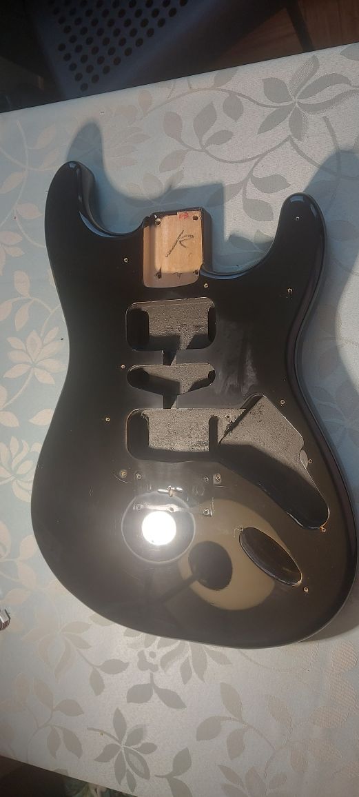 Corpo Squier Stratocaster Hardtail Preto