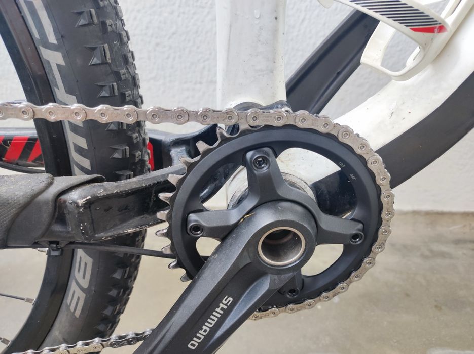 Bicicleta carbono suspensão tutal