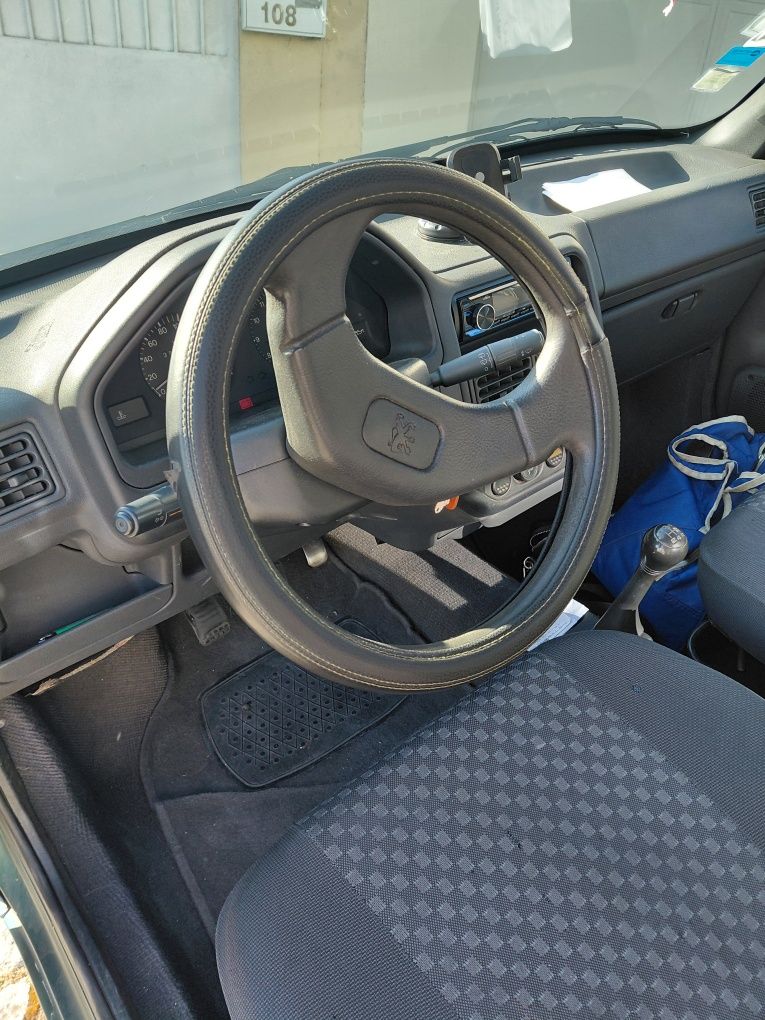 Peugeot 205 !!!BEM ESTIMADO!!!