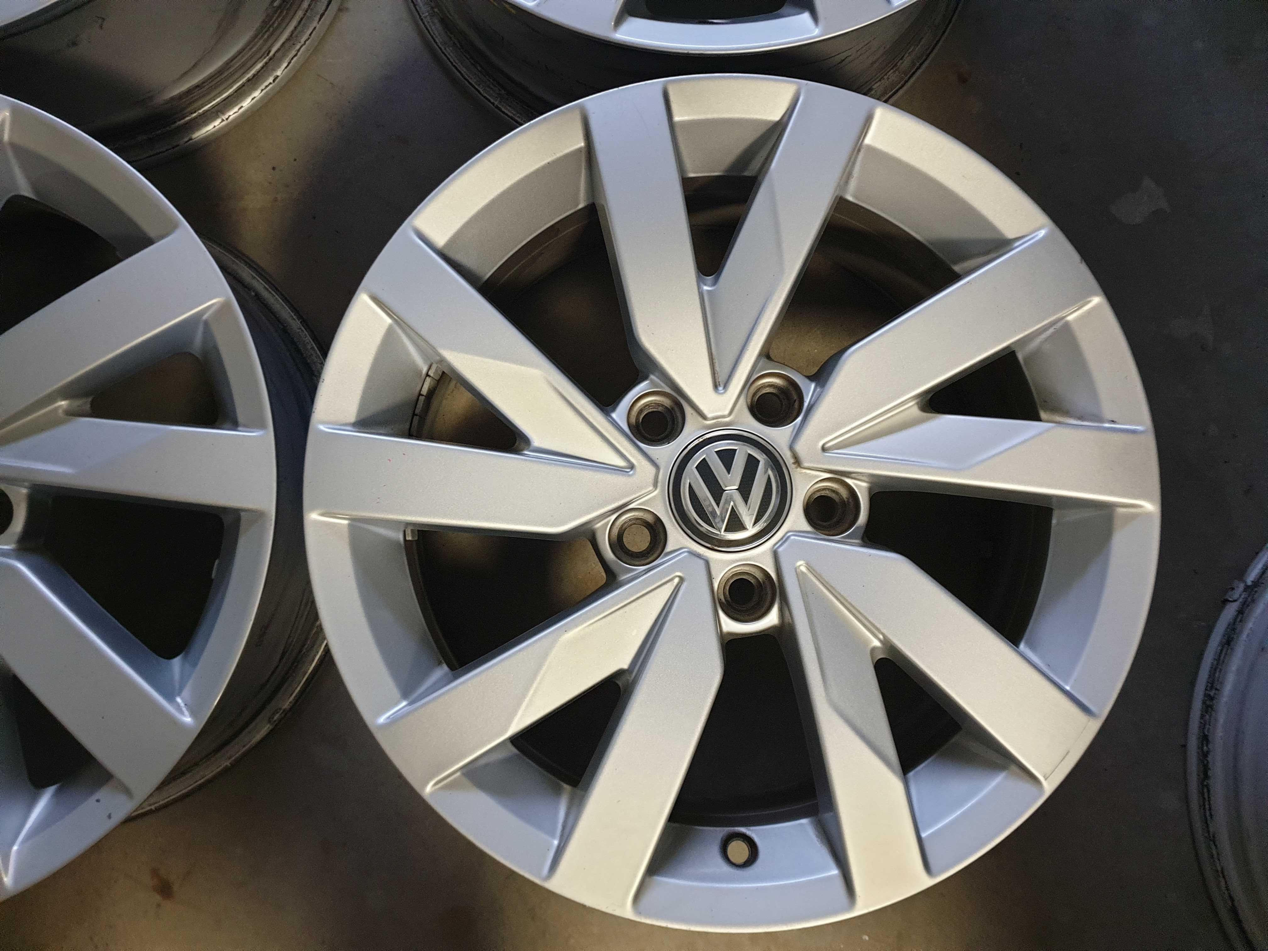 Alufelgi 16" VW Golf VII Passat b6 b7 b8 Caddy Touran Sharan T4 5x112