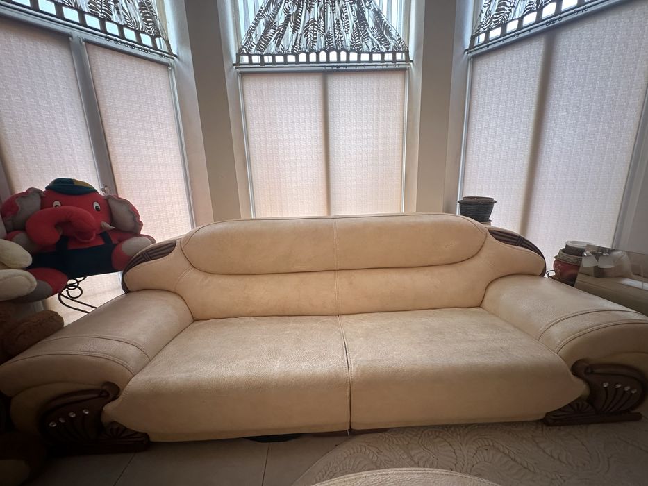 Комплект диван та два крісла