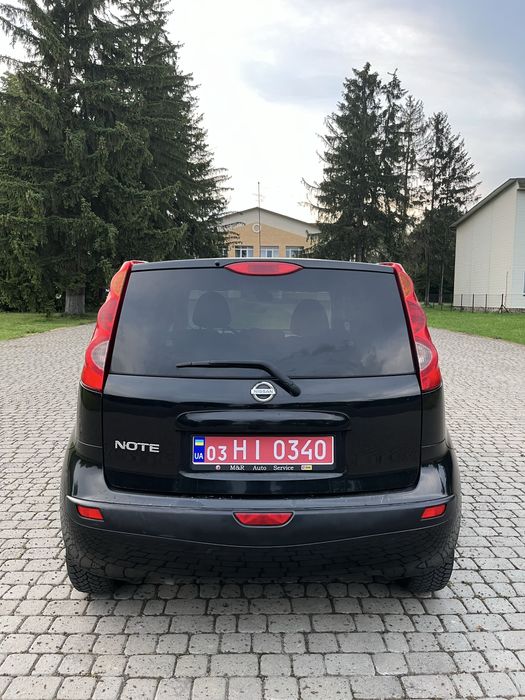 Nissan note 1.6 бензин