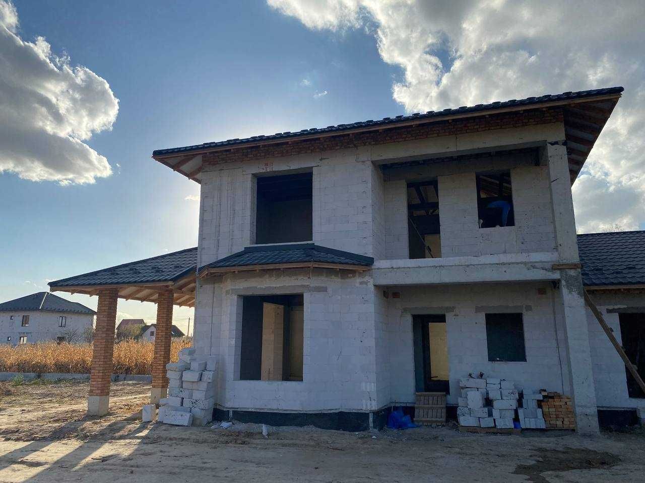 Будівництво приватних будинків. Будівельні роботи. Строительство дома