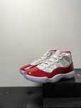 Jordan 11 Retro Cherry	Czerwony 41
