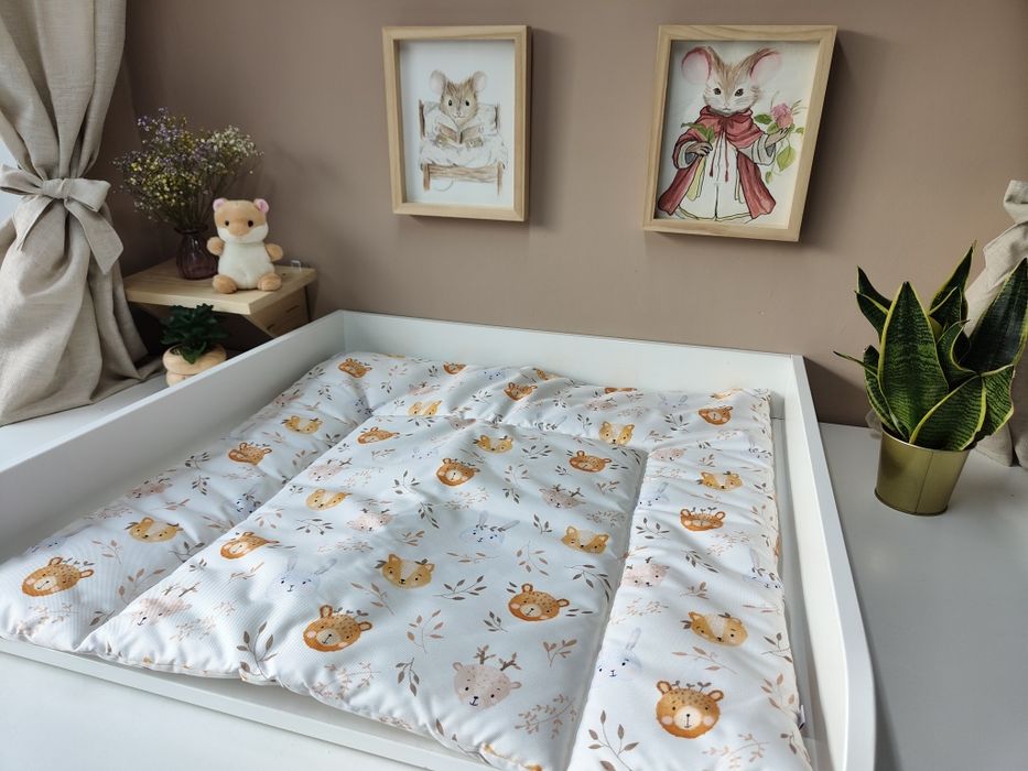 Nowa wodoodporna mata do przewijania