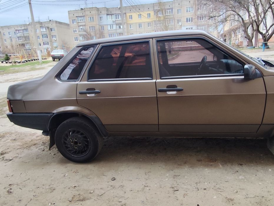 Продам ваз 21099