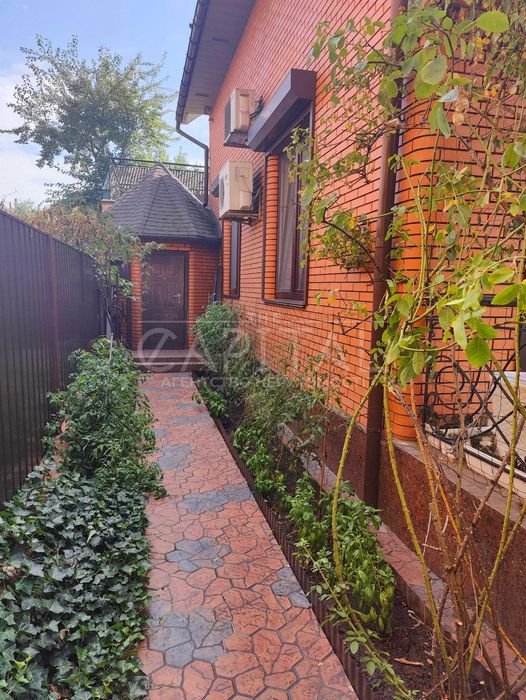 Оренда будинку 170м2 Осокорки, 4,5 км до міста