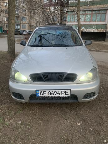 Продам машинку Lanos 1.6