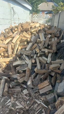 Продам дрова колотые и в чурках
