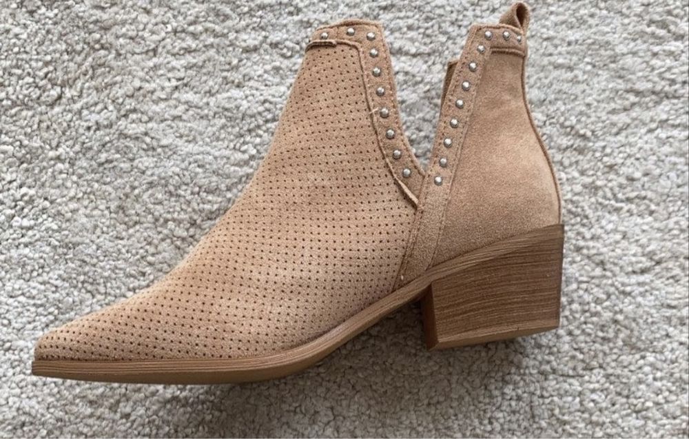 Botas cor camel pele camurça NOVAS