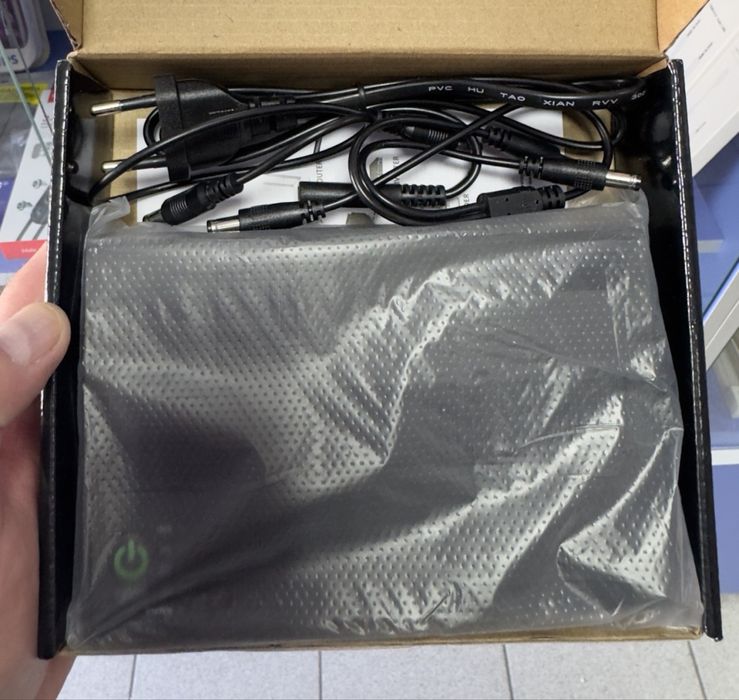 Безперебійник VIA Energy Mini UPS - ДБЖ для роутера  10400 мА·г 18 Вт