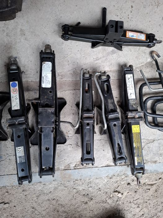 Домкрат опель віваро трафік дукато  інсігнія