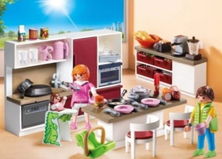 Zestaw Playmobil 9269 duża rodzina kuchnią.