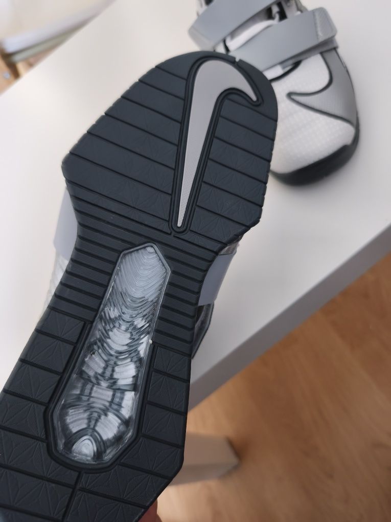 Buty do podnoszenia ciężarów Nike Romaleos 4