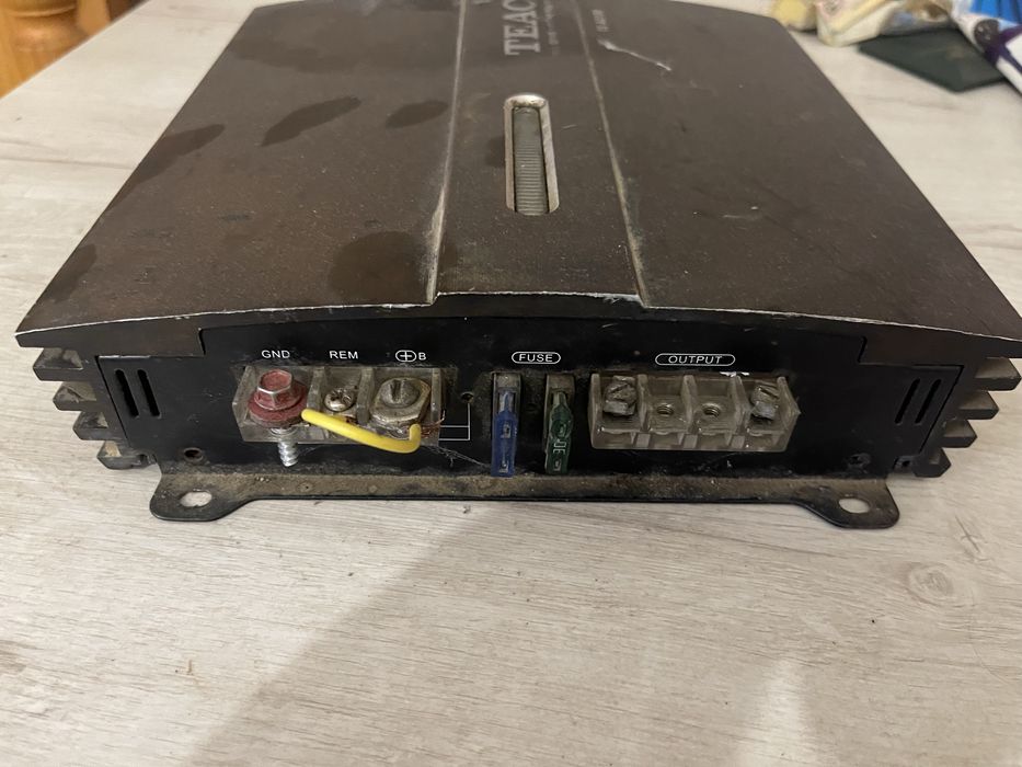 Підсилювач teac Te-a2100