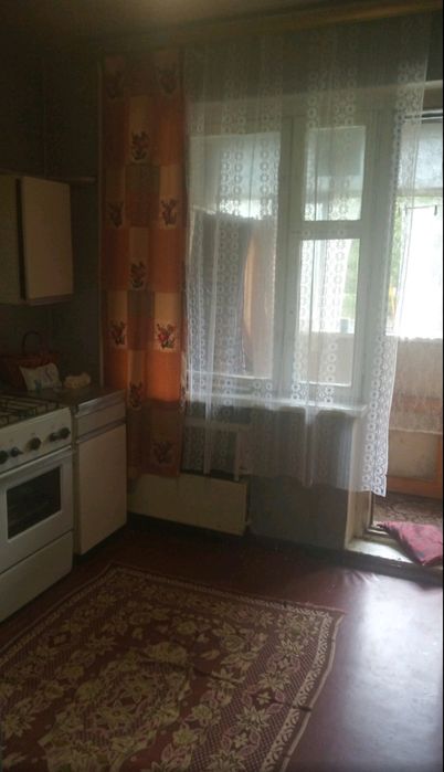 Продається 2 кімн. Центр. 52м, Гетьмана Полуботка буд 80. Терміново!