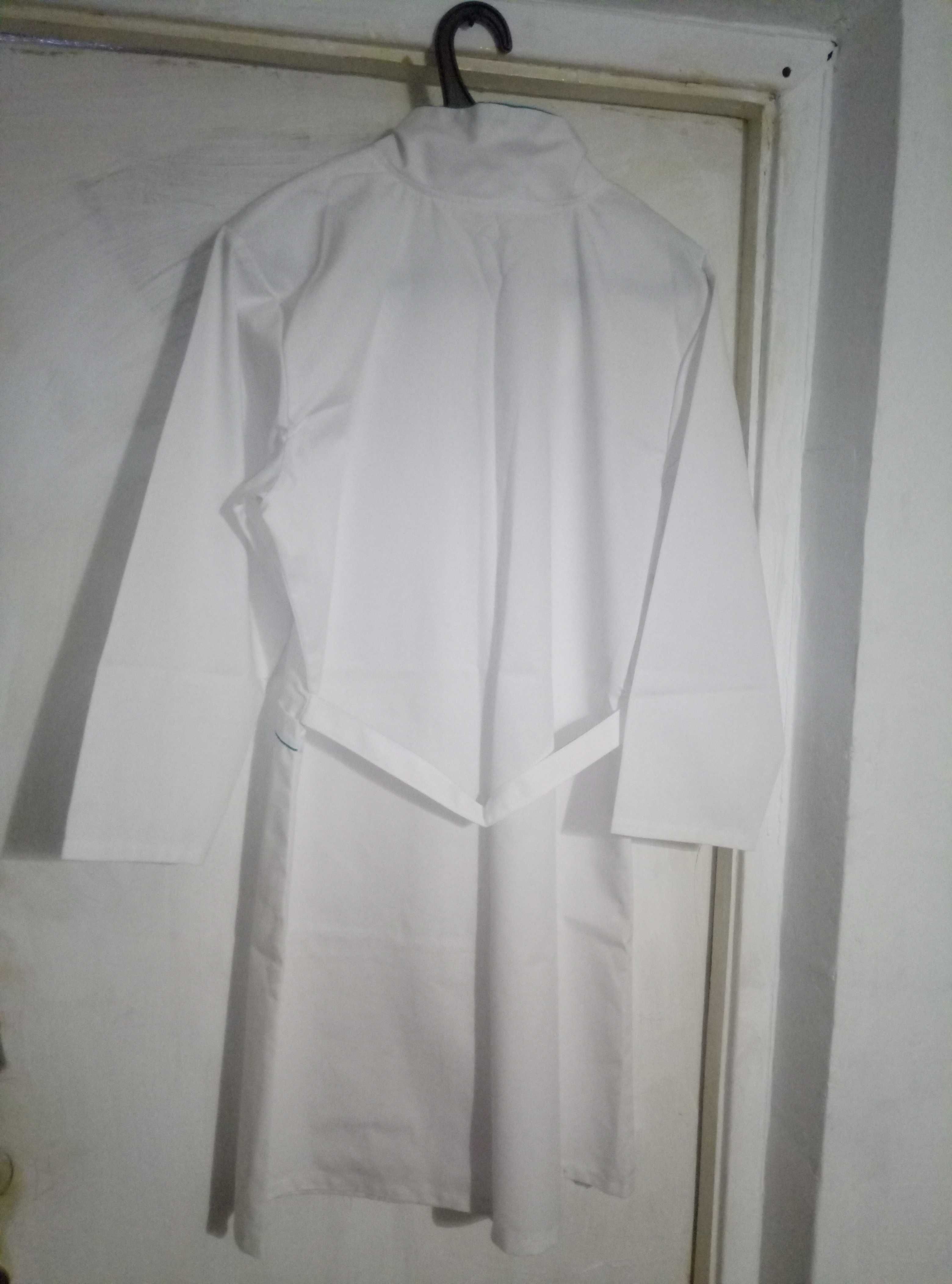 Халат медицинский размер 46/50 саржа, бязь, костюм врача медсестры