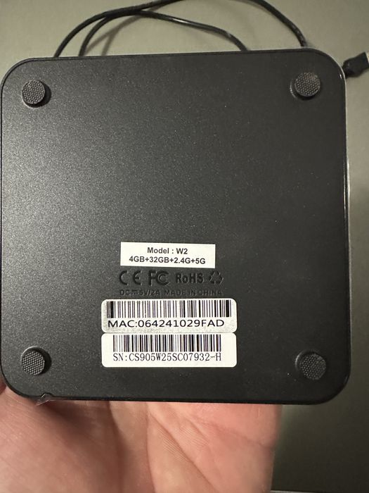 Продам Андроід смат-приставку Tanix W2 slimbox
