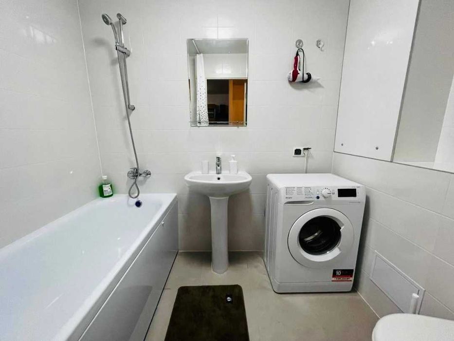 НОВАЯ 2 комнатная квартира посуточно и почасово в Запорожье на ул.Мира