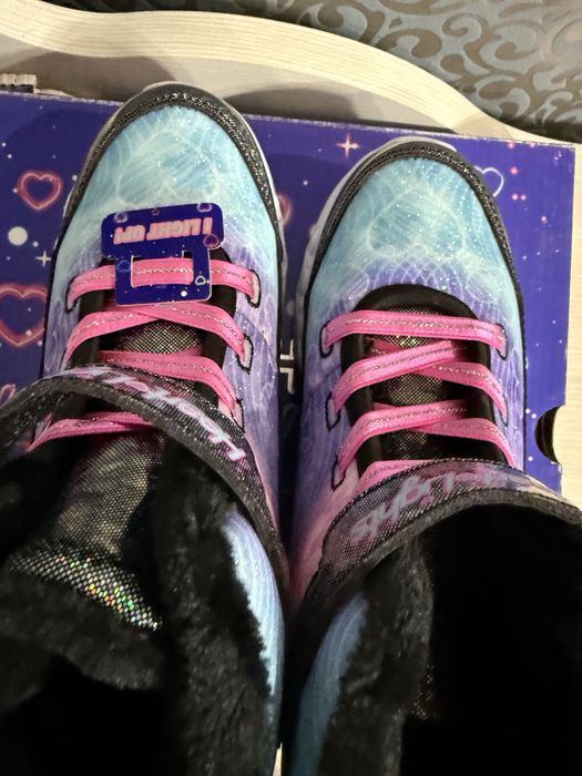 Skechers утеплені підсвітка розміри від 30 до 37