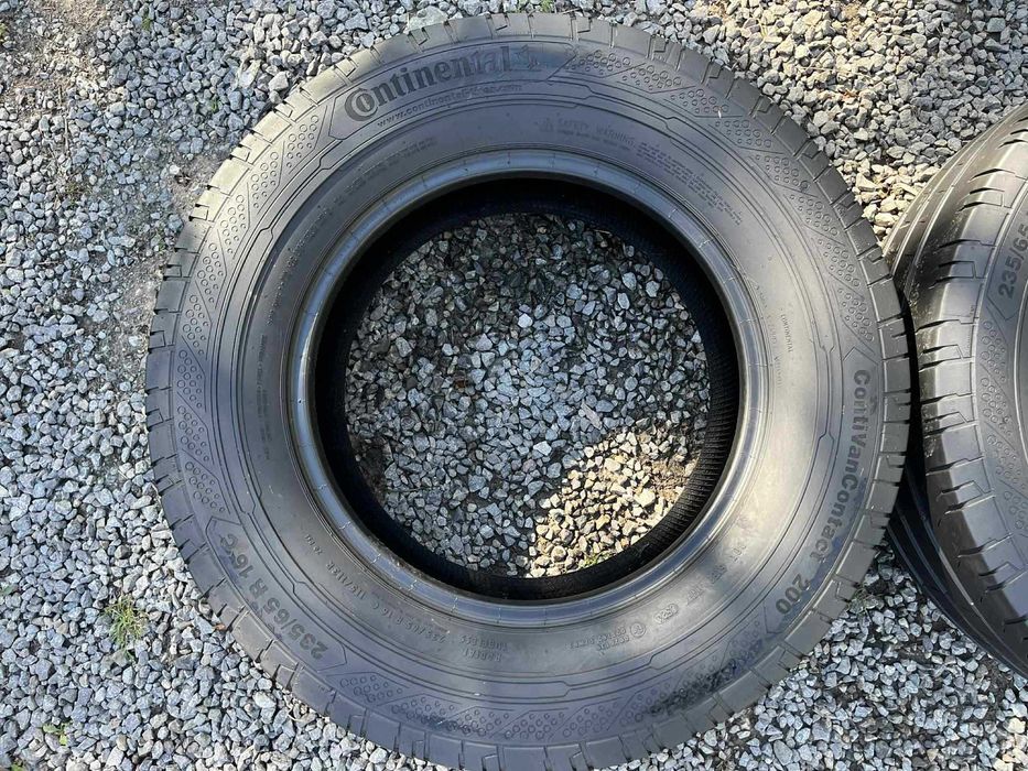 Opony 235/65R16C Continental ContiVanContact 200 Lato 2sztuki 5,83mm