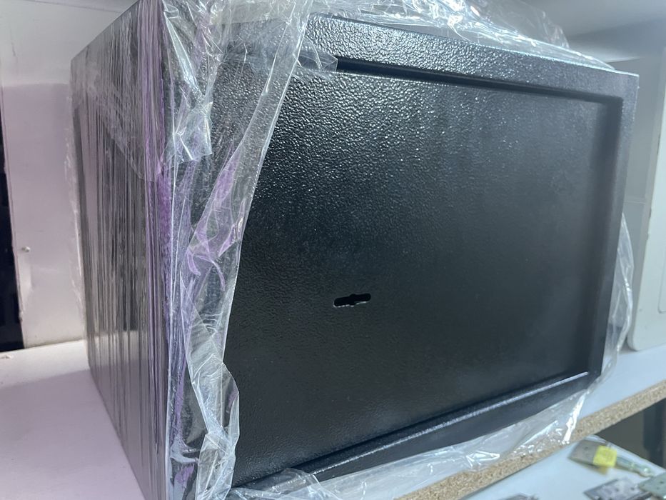 Сейф  мебельний ямх